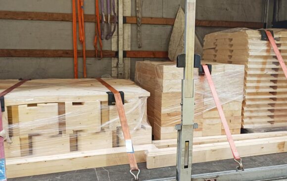 Realizacje: Drewniana iglica wykonana w technologii CNC